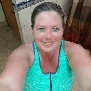 Meet your Posher, Ella